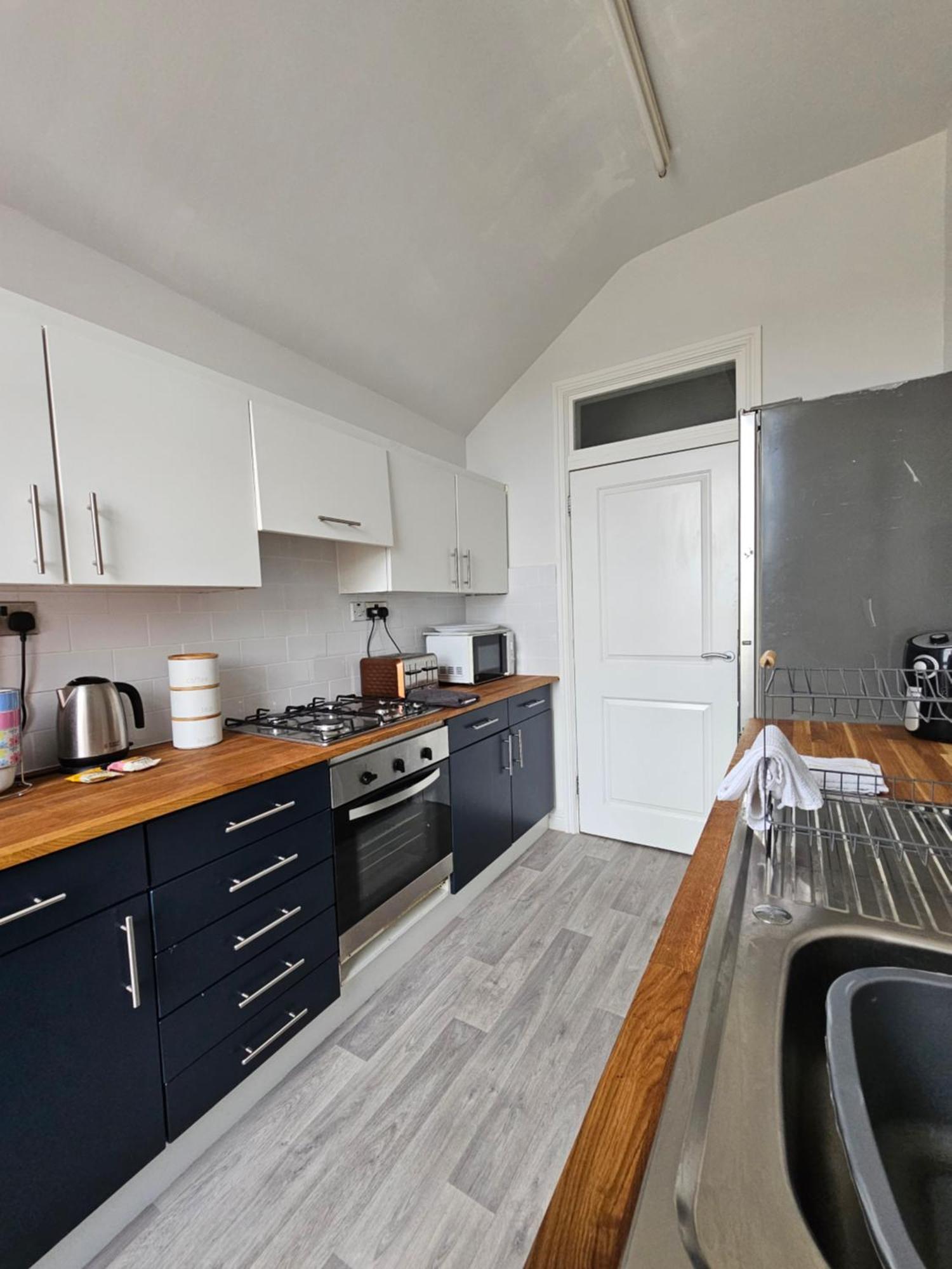 2 Bed Apartment Lakeside On The Promenade Southport Exterior photo